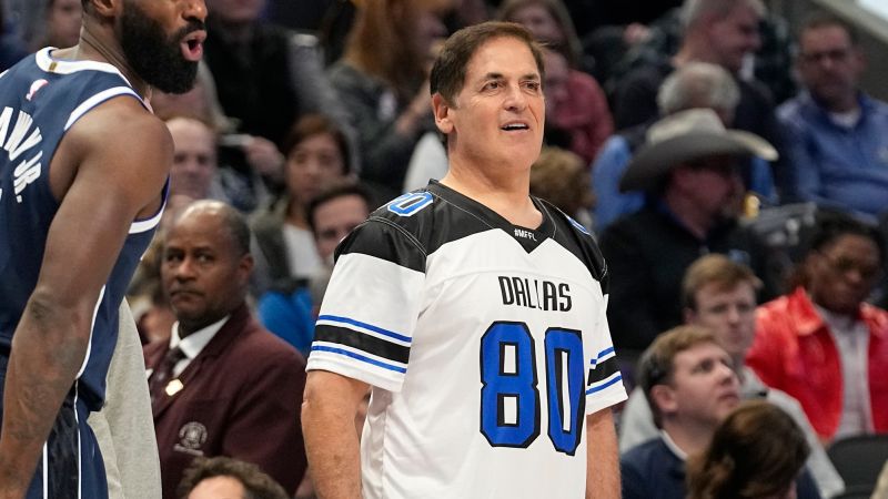 Featured image for Mark Cuban Rewards Mavericks Staff with $35M in Bonuses Post-Stake Sale