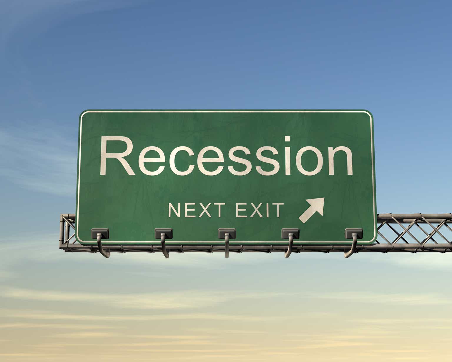 "Balancing Act: Navigating Fed Policy Amid Recession Concerns"