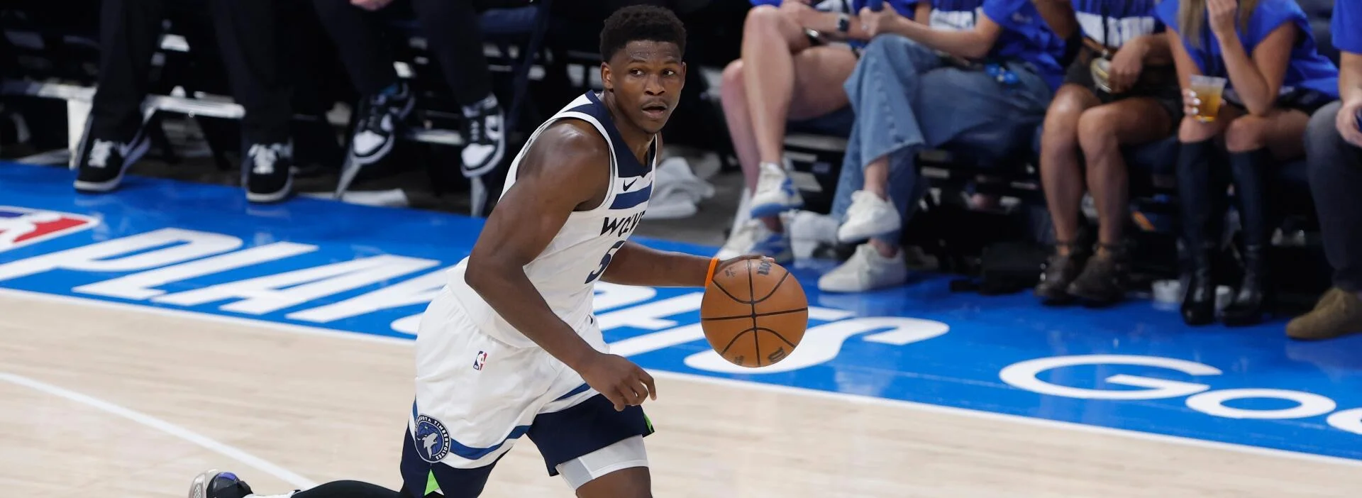 Timberwolves and Thunder Face Off in Critical Game 4 Showdown