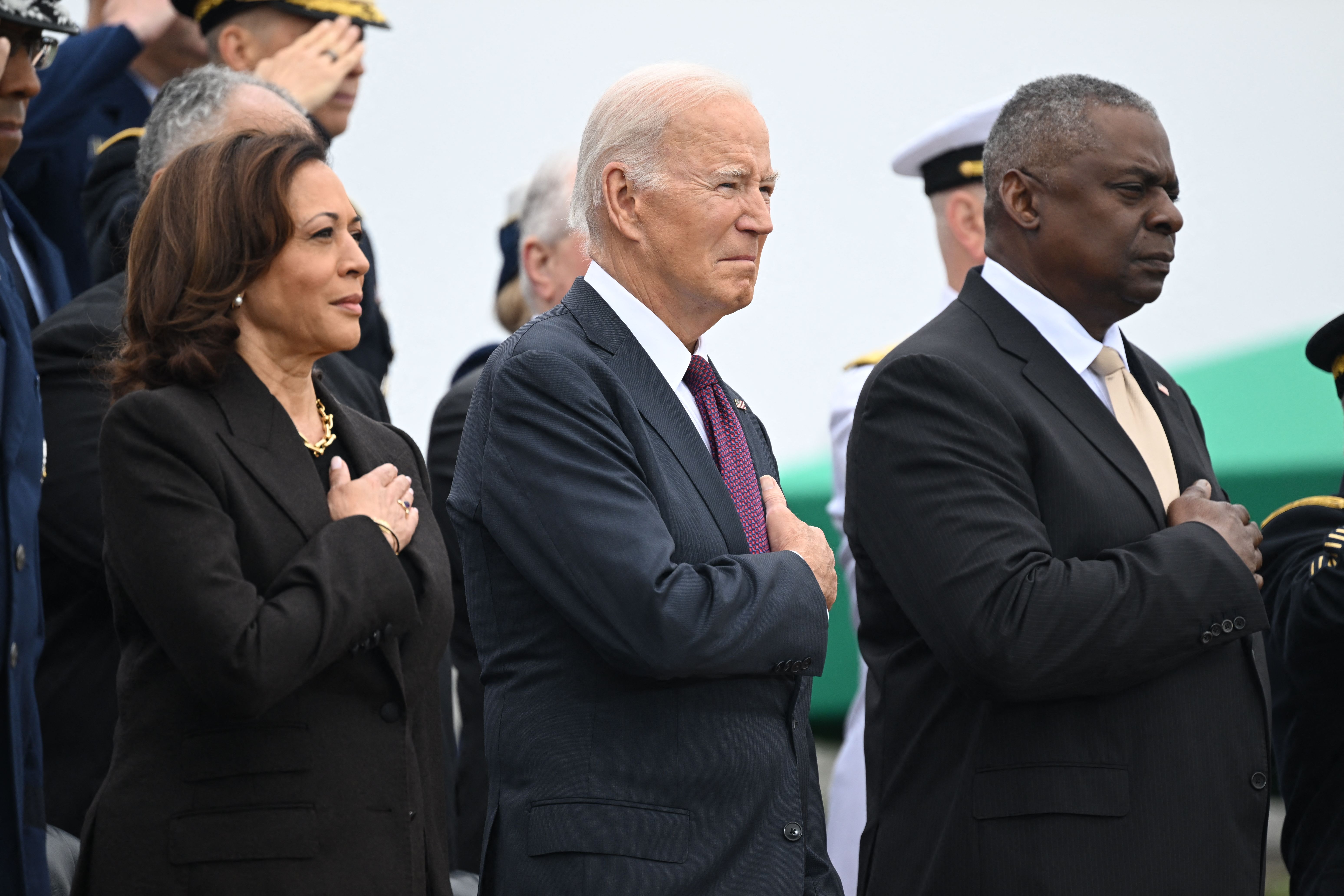 "Uncovering the Truth: The Lloyd Austin Saga and White House Accountability"