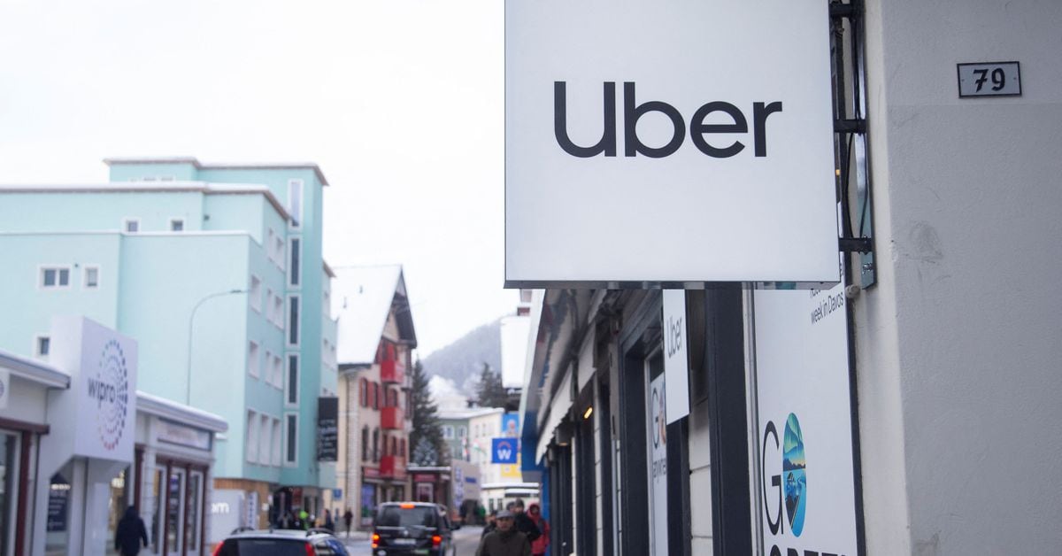 U.S. Appeals Court Revives Uber's Challenge to California Contractor Law.