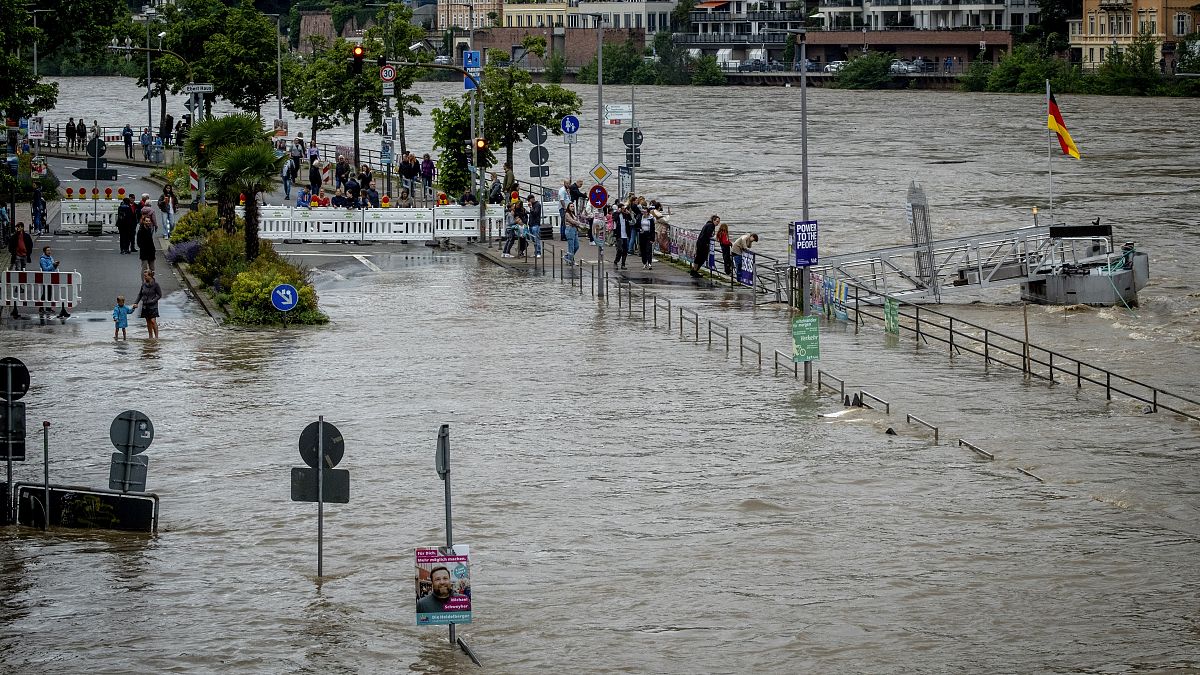 Featured image for Firefighter Dies Amid Severe Flooding in Southern Germany