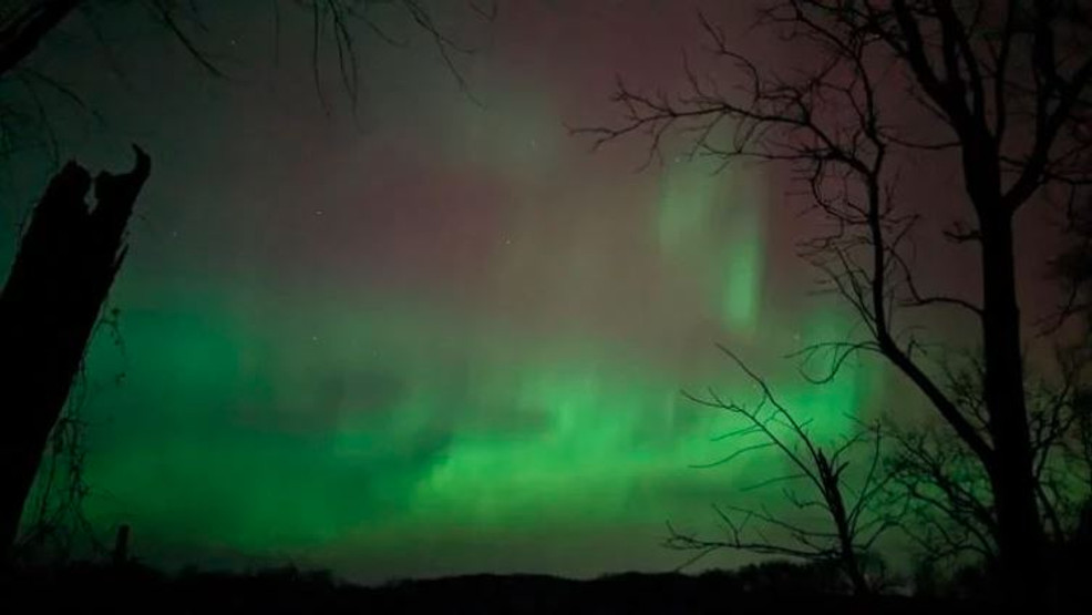 "Rare Northern Lights Display Illuminates Wisconsin's Skies on Monday Night"