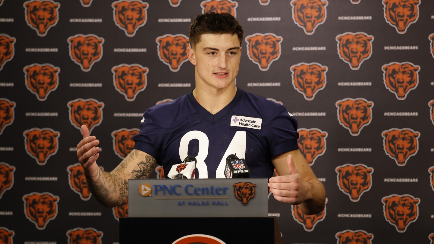 Featured image for Bears' Colston Loveland Healthy and Ready for Training Camp