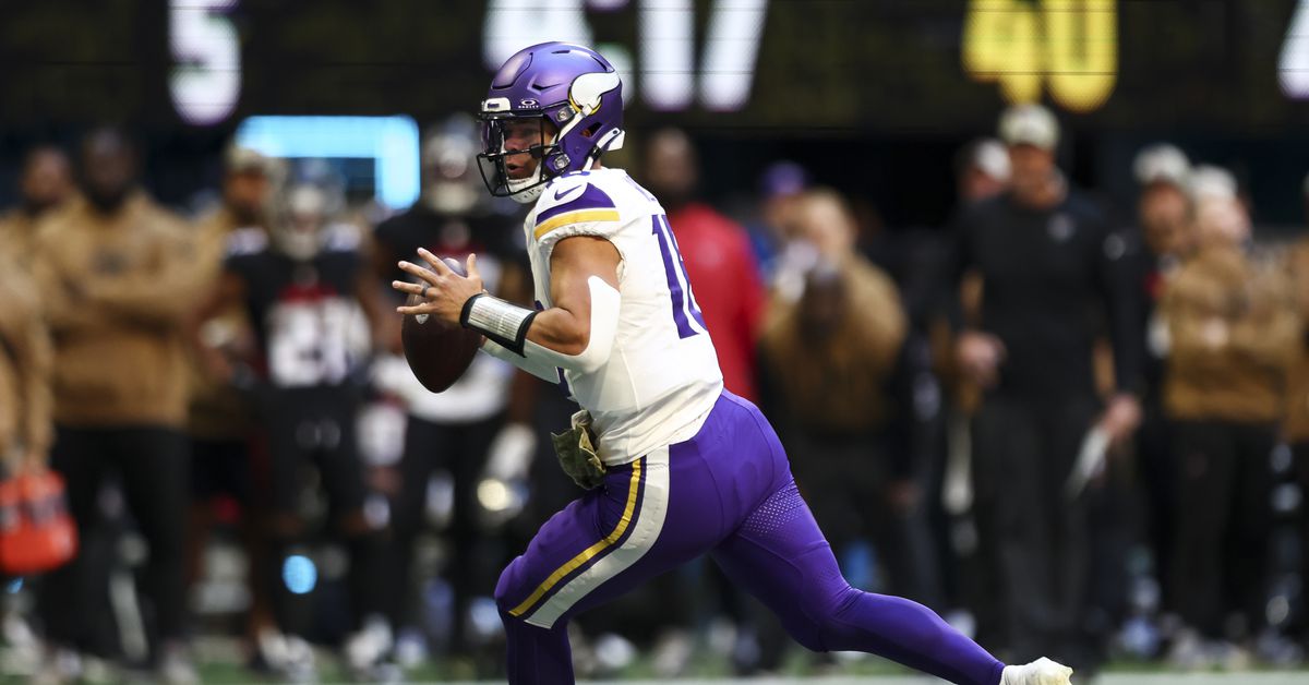 Injury Reports and Expert Picks: Saints vs. Vikings NFC Matchup