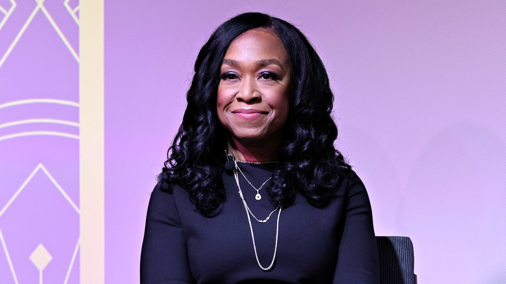 Featured image for "Shonda Rhimes: Hiring Security Due to 'Grey's Anatomy' Fan Backlash"