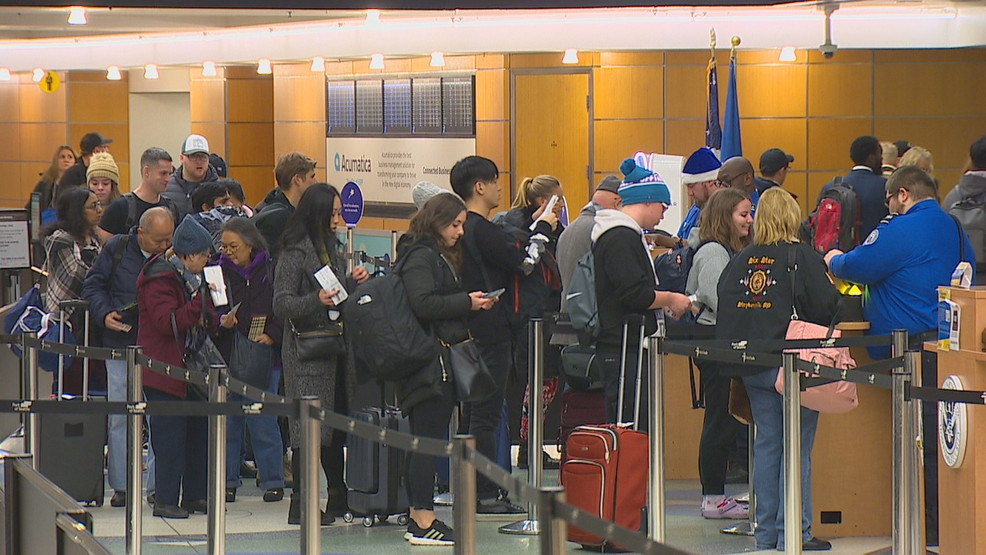 Featured image for Record-Breaking Fourth of July Travel: Tips and Expectations