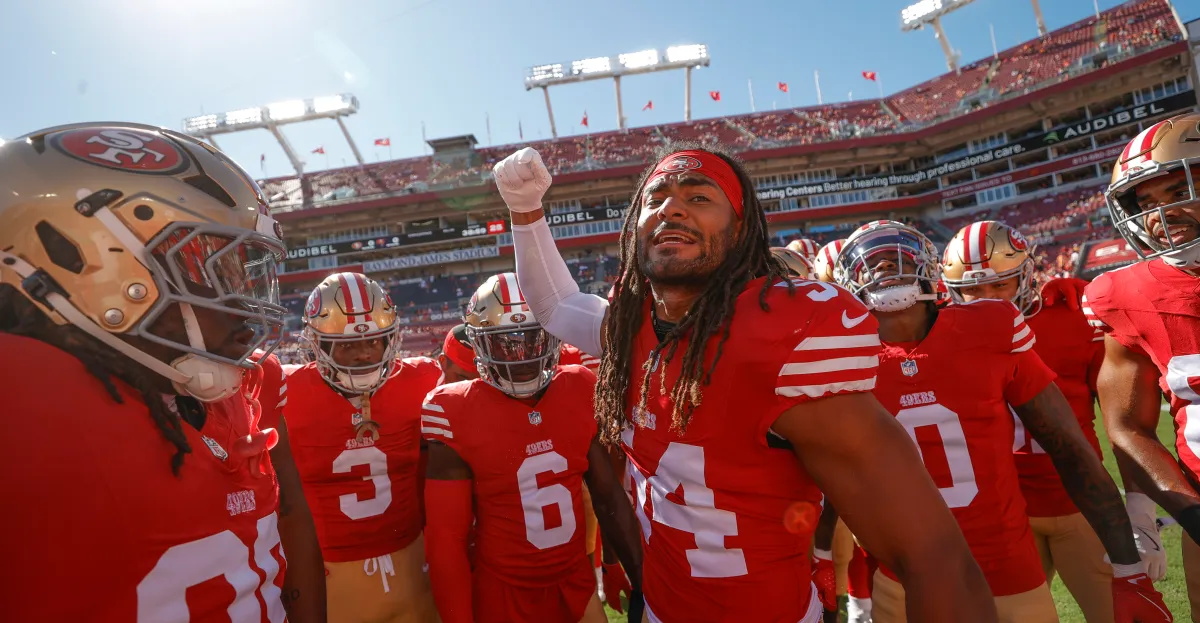 Featured image for 49ers' Fred Warner Could Return for Playoffs Amid Rehab Progress