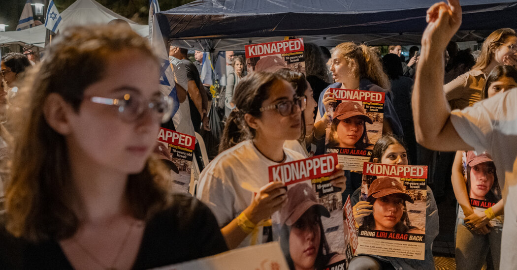"U.S. Urges Israel to Postpone Gaza Invasion, Officials Reveal"