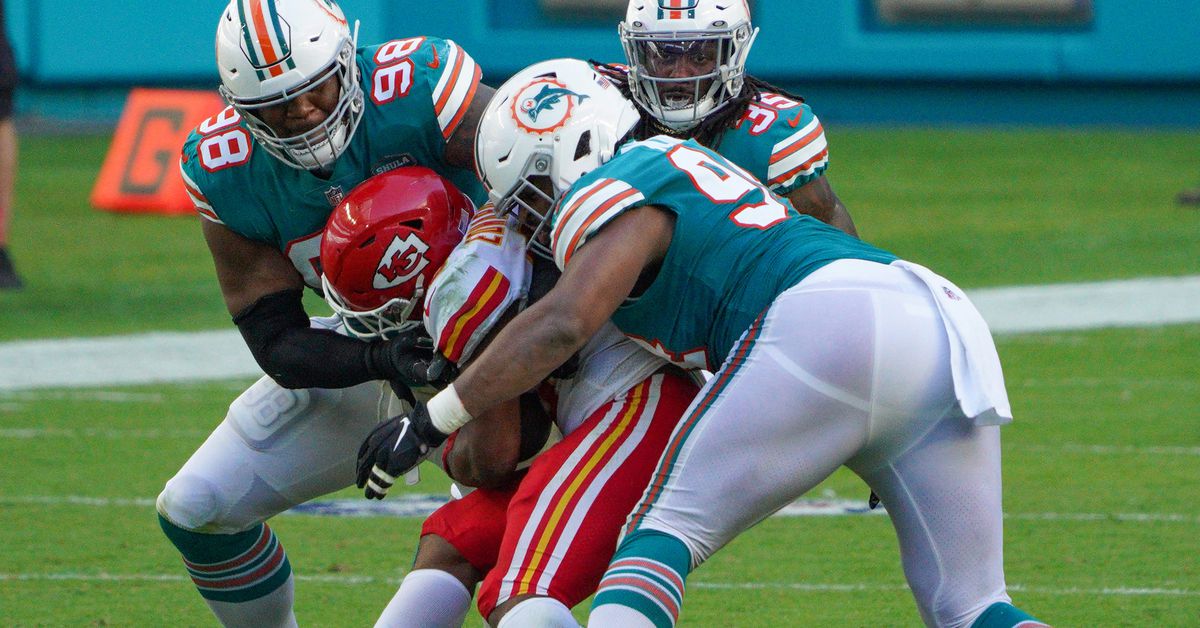 "Top 5 Must-See Games on the 2023 NFL Schedule"