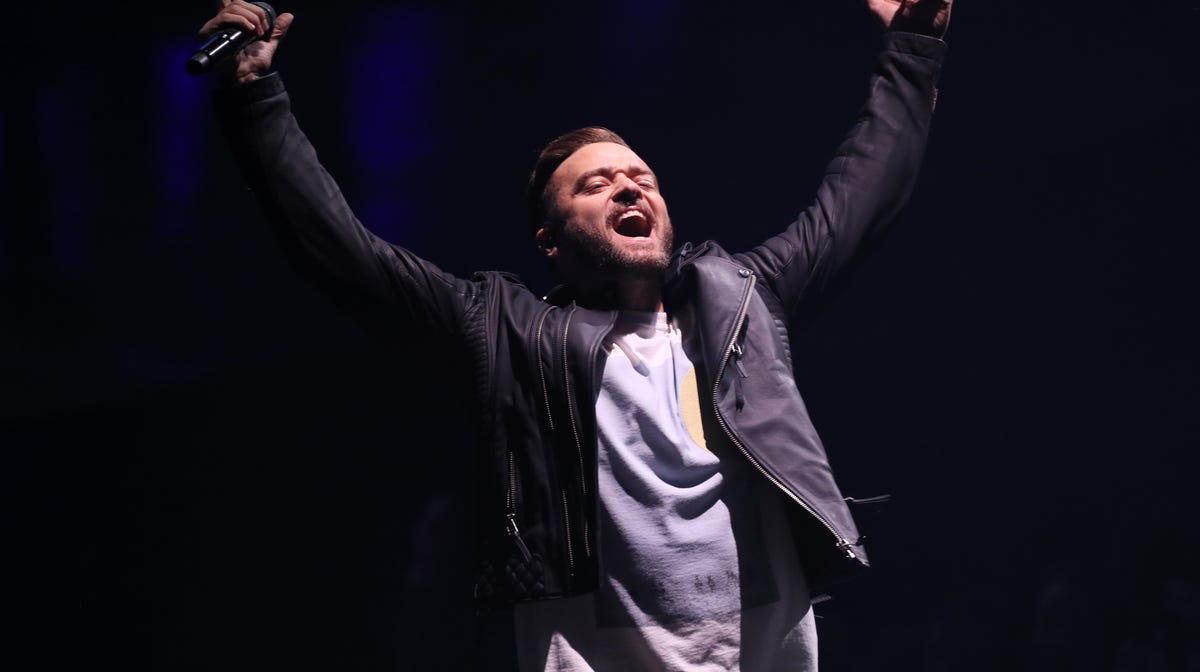 "Justin Timberlake Unveils 'Selfish' and Teases 2024 Album at Hometown Concert"