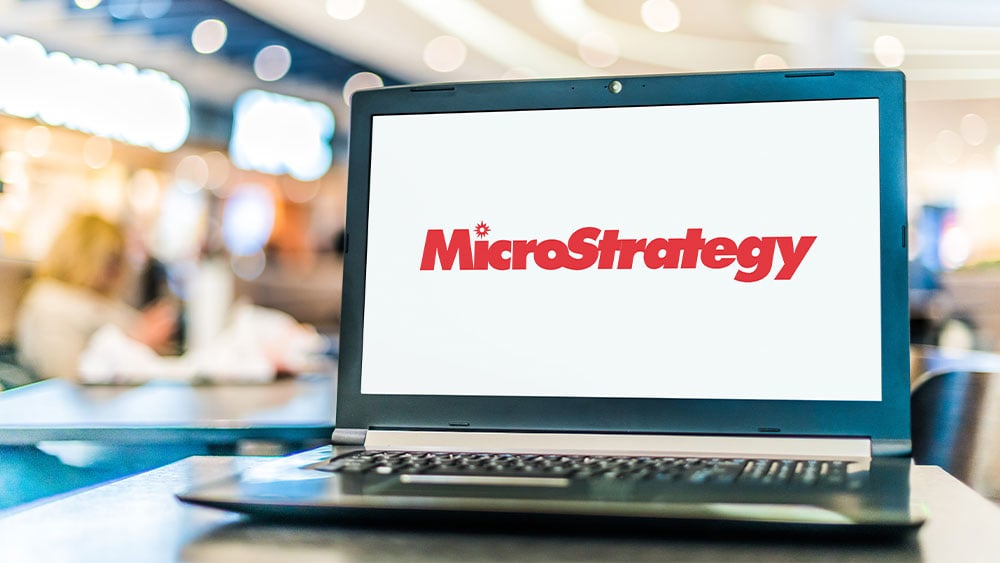 MicroStrategy's Bold Bitcoin Moves Amid Record Highs and Market Caution
