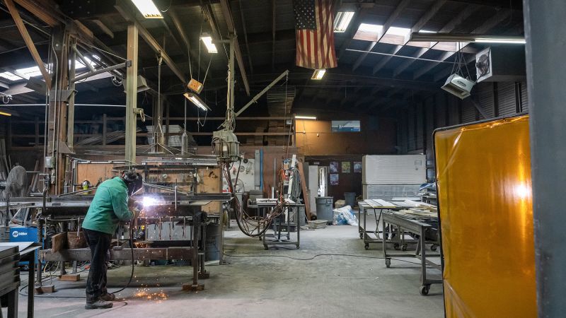 US Jobs Report Signals Growing Economic Uncertainty