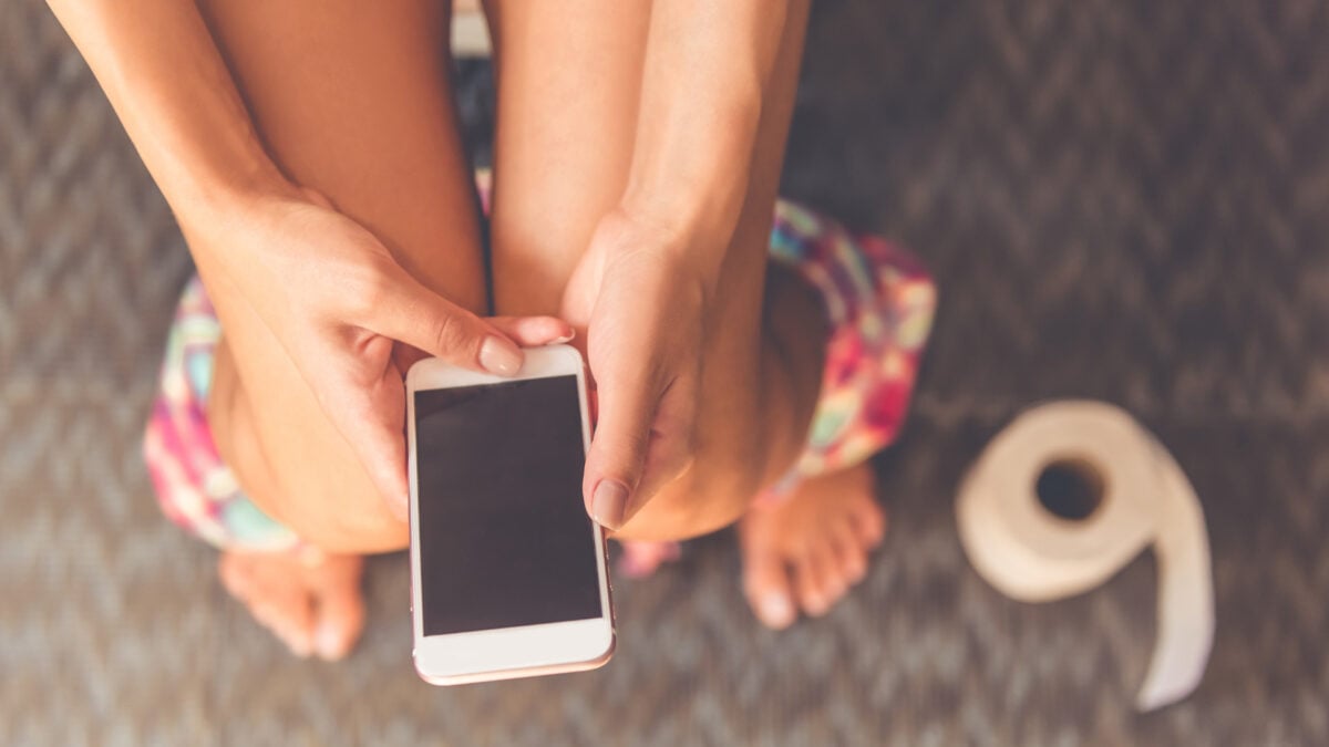 Featured image for Scrolling on the Toilet Increases Hemorrhoid Risk, Study Finds