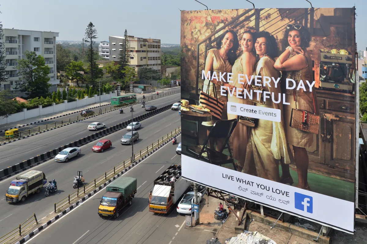 India Fines Meta $25M, Orders WhatsApp to Halt Data Sharing