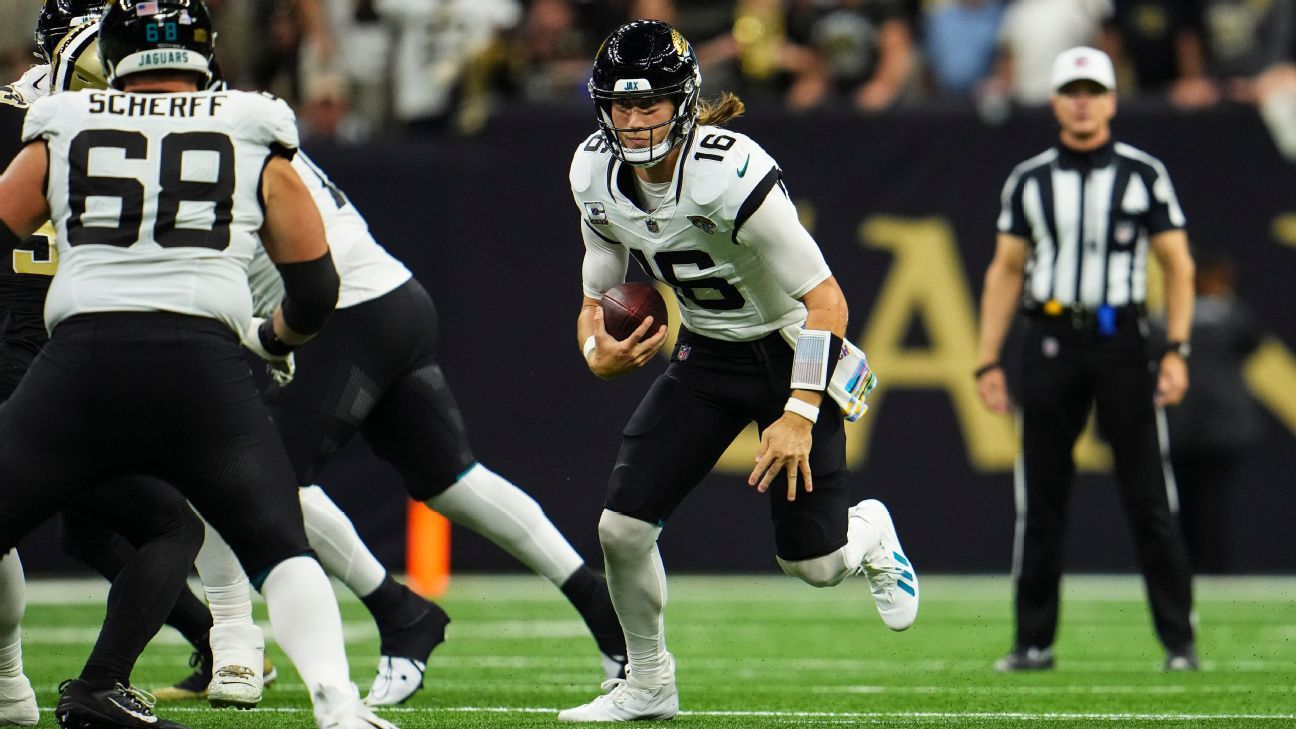 Week 8 Fantasy Football: Inactives, Starts/Sits, Rankings, Predictions, and Matchups
