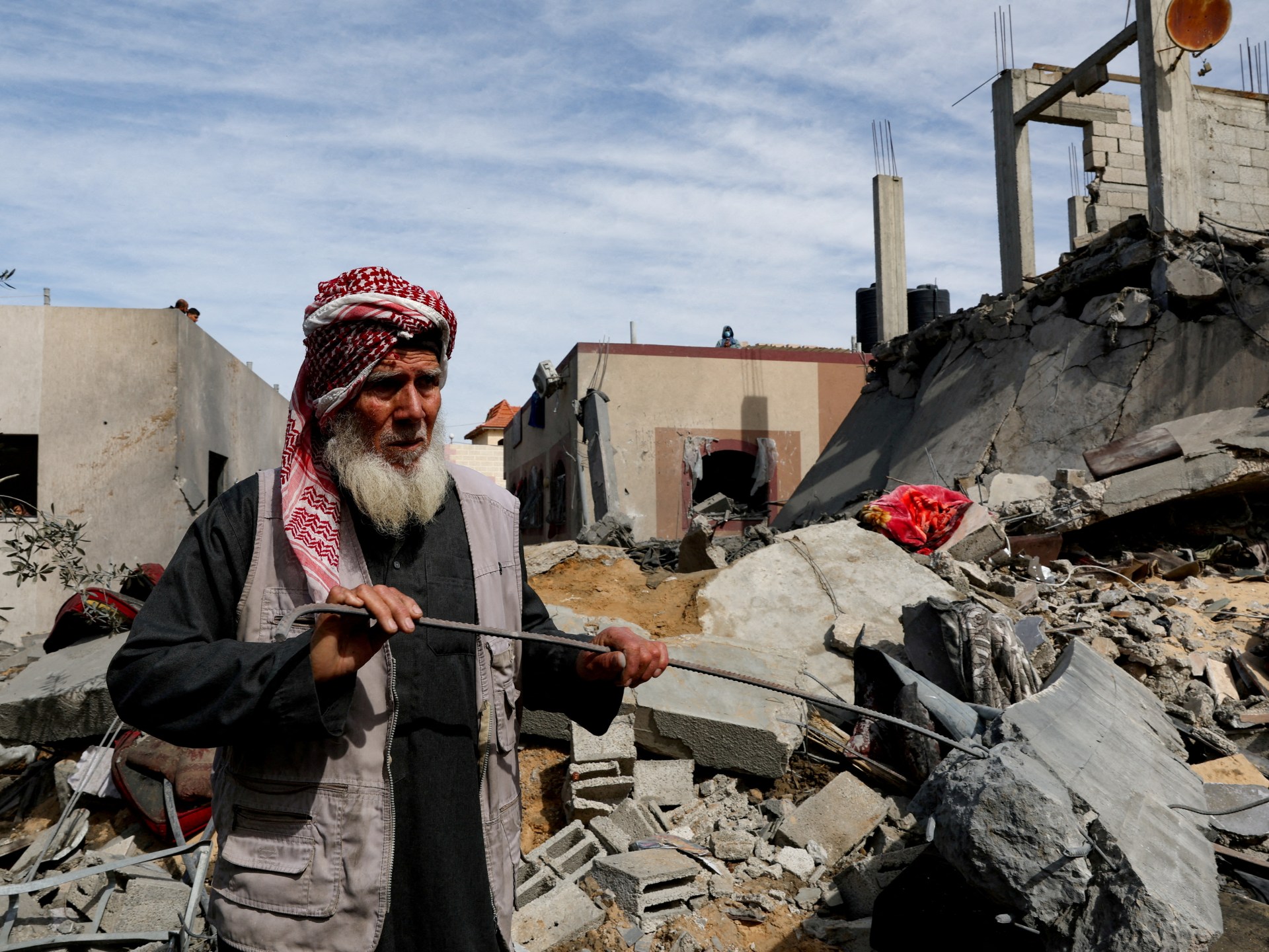 "Hamas Proposes 10-to-1 Hostage-Prisoner Exchange in New Gaza Truce Plan"
