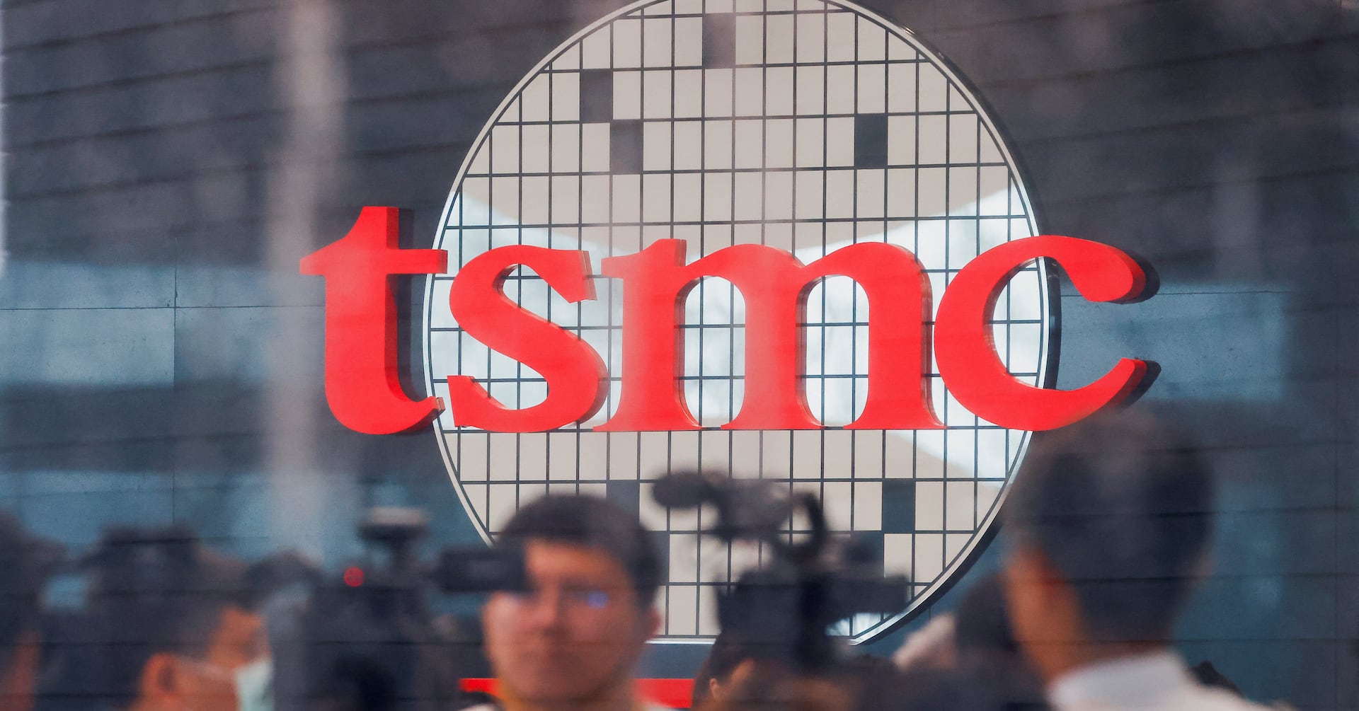 Featured image for TSMC Explores Advanced Chip Packaging Expansion in Japan