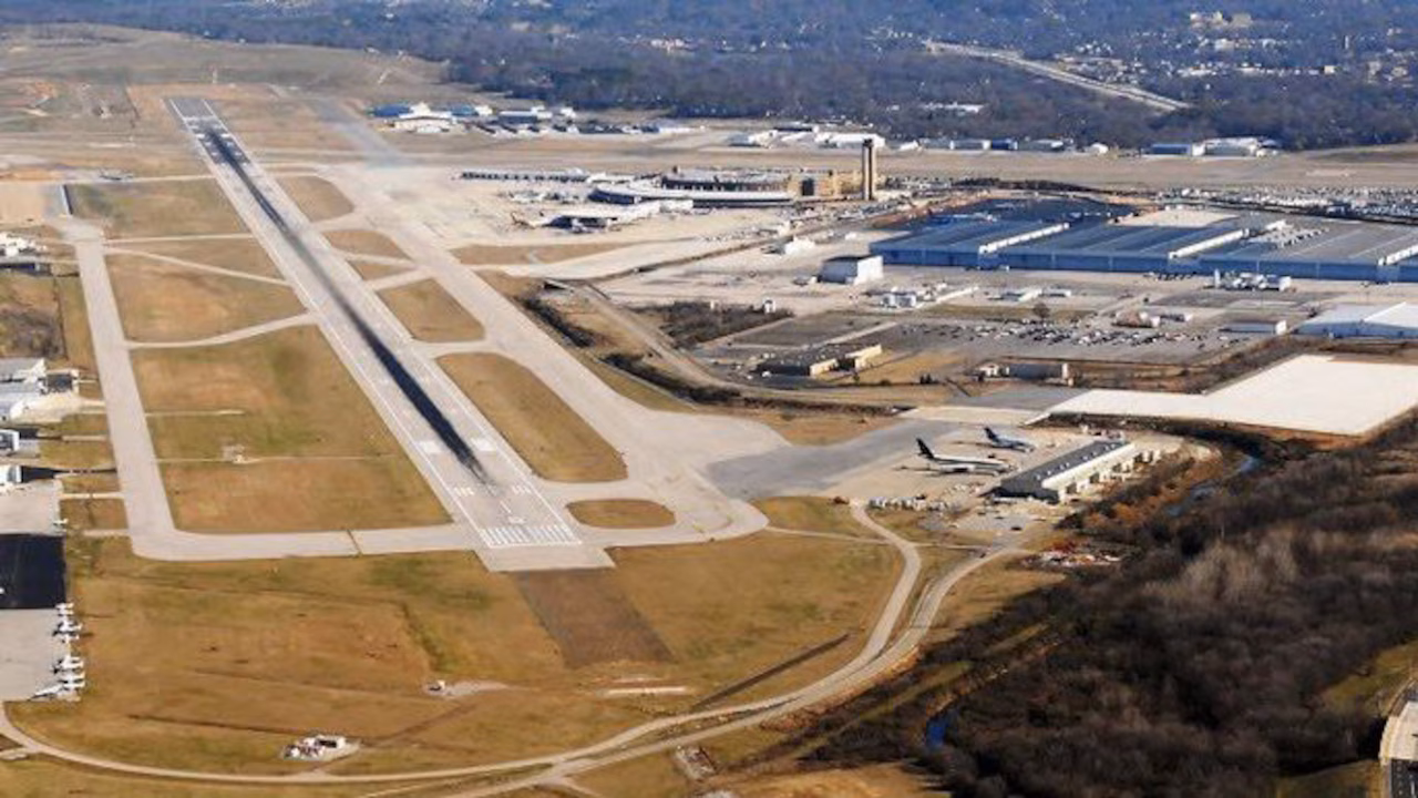 Featured image for Spirit Airlines' Bankruptcy Sparks Service Cancellations and Industry Shifts