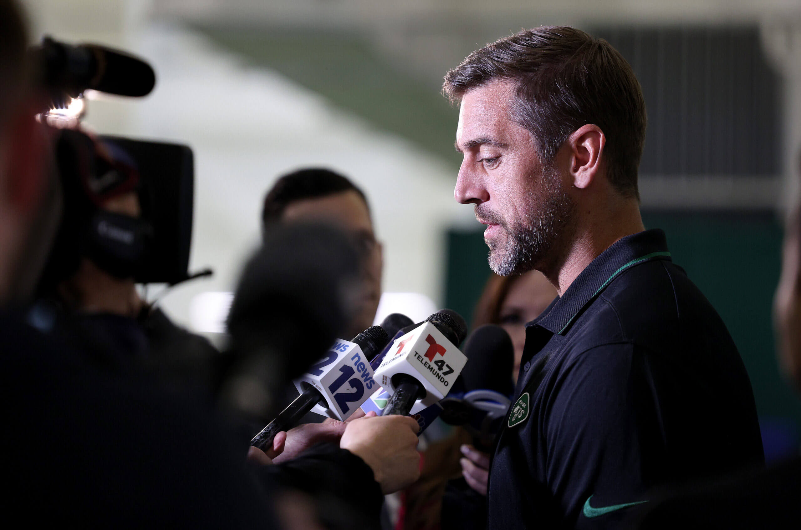 "RFK Jr. Considers Aaron Rodgers as Potential Running Mate for Vice President"