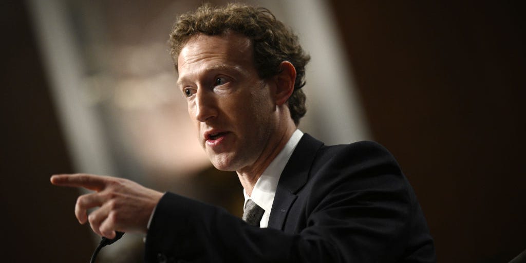 "Meta's Permanent Lean Strategy: Mark Zuckerberg's 'Year of Efficiency' Pays Off"