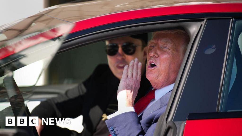 Featured image for Trump Criticizes Musk's 'America Party' as 'Ridiculous' and 'Off the Rails'