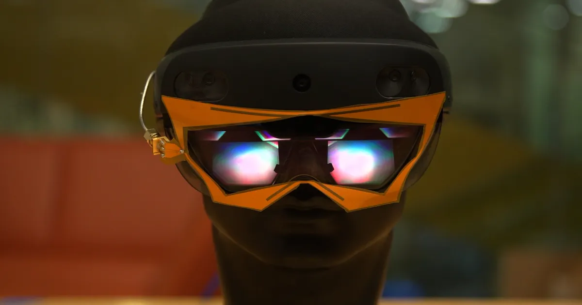 Featured image for Augmented Reality Gets X-Ray Vision Upgrade with Microsoft's HoloLens