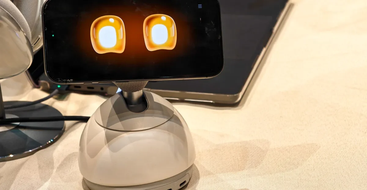 Featured image for CES 2026: Innovative Chargers Transform iPhones into AI Robot Assistants