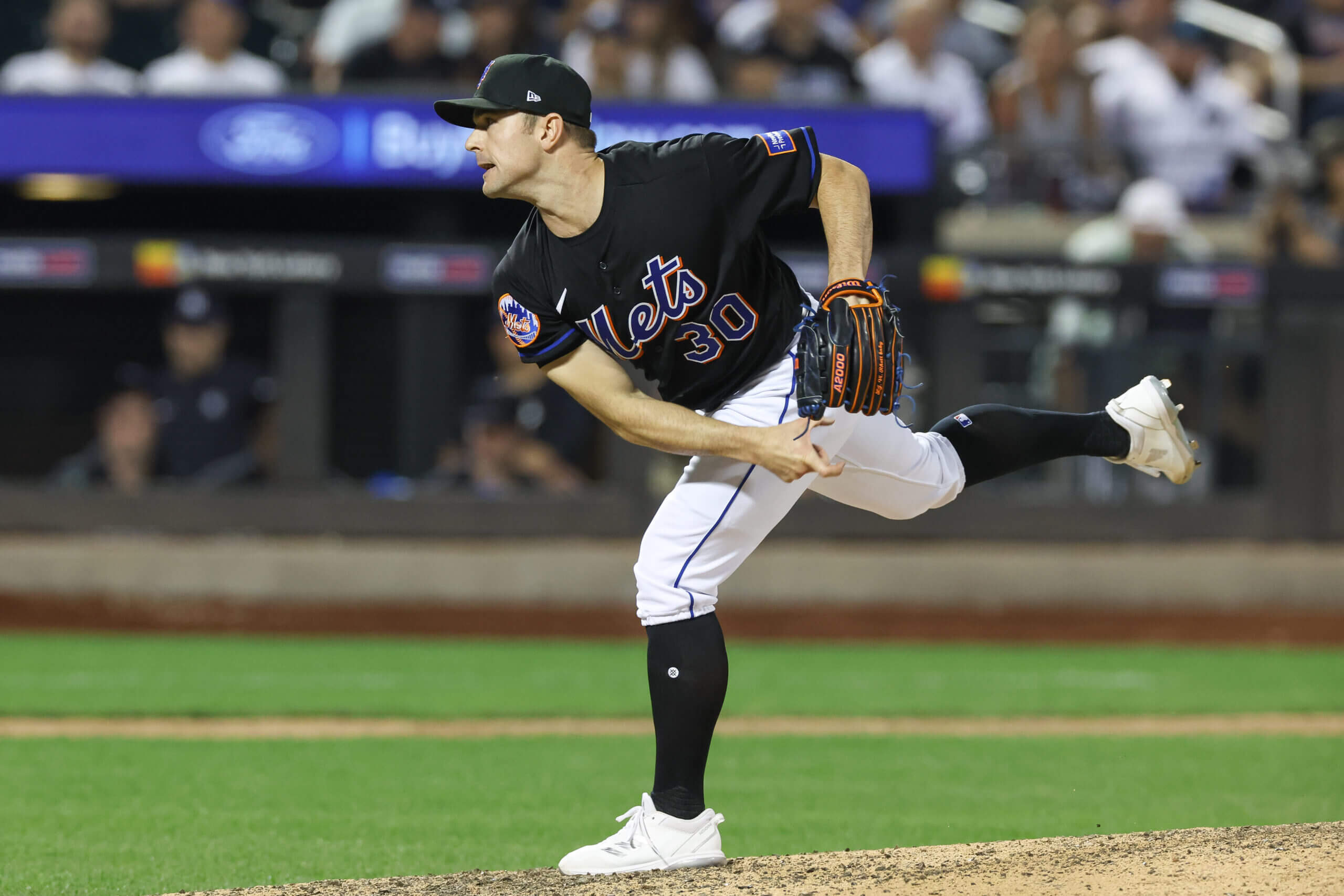 "Marlins Bolster Bullpen, Mets Shift Focus to Promising Future: MLB Trade Grades"
