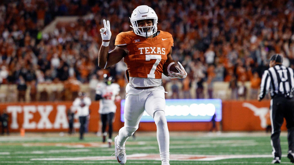 "College Football: Impressive Rivalry Wins and Playoff Picture Muddiness"