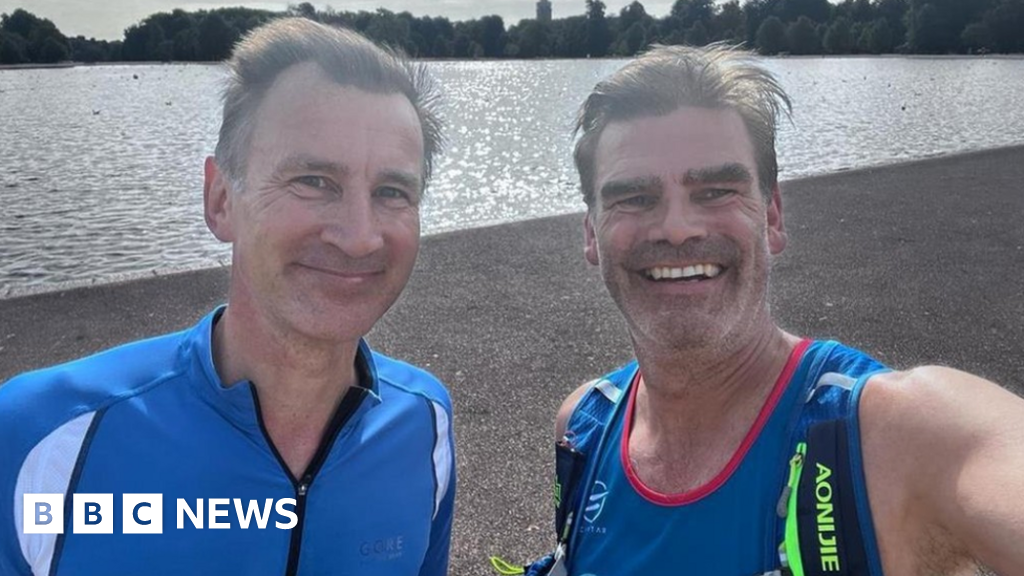 Featured image for Jeremy Hunt's Brother Charlie Dies from Cancer at 53