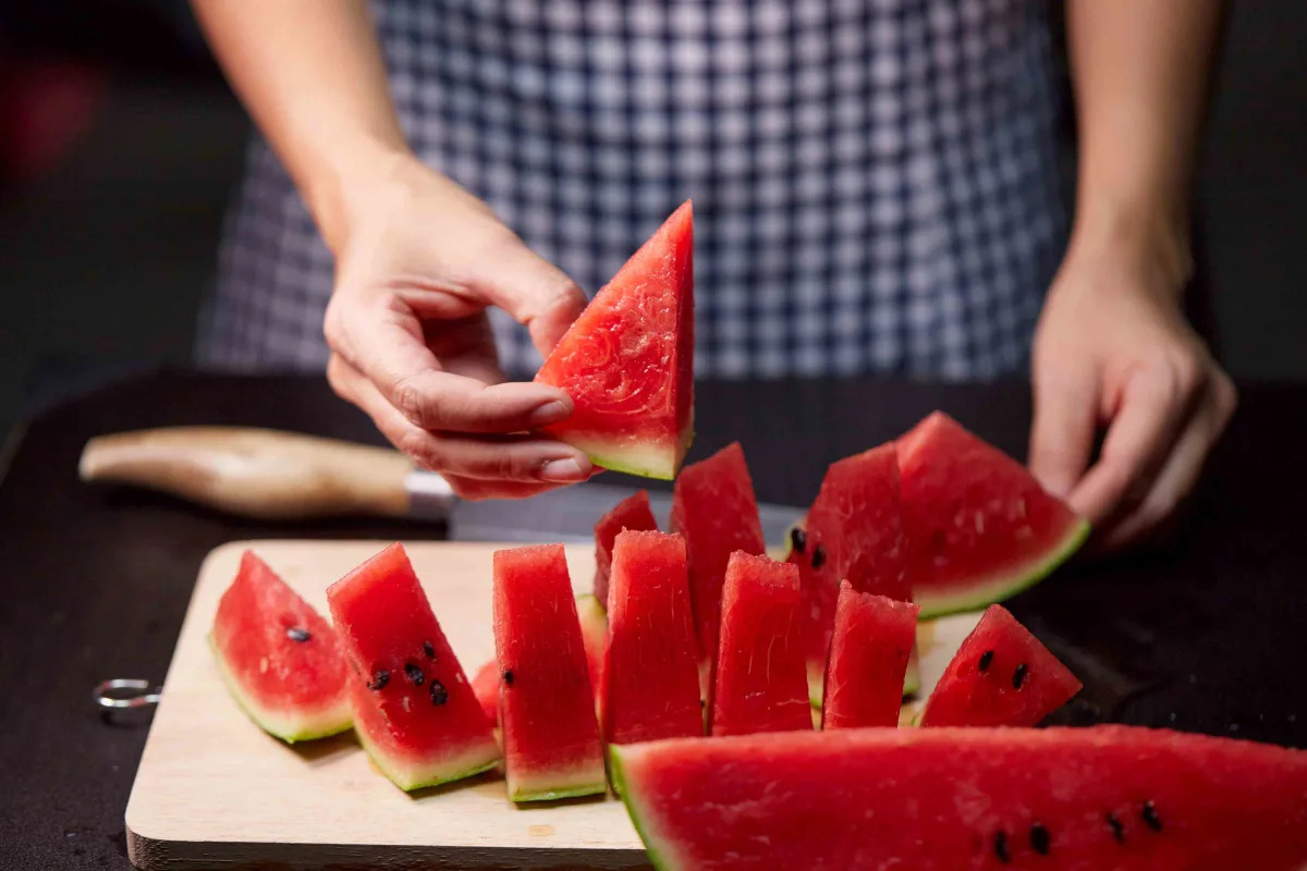 Featured image for "Watermelon: The Ultimate Guide for Weight Loss, Selection, and Preparation"
