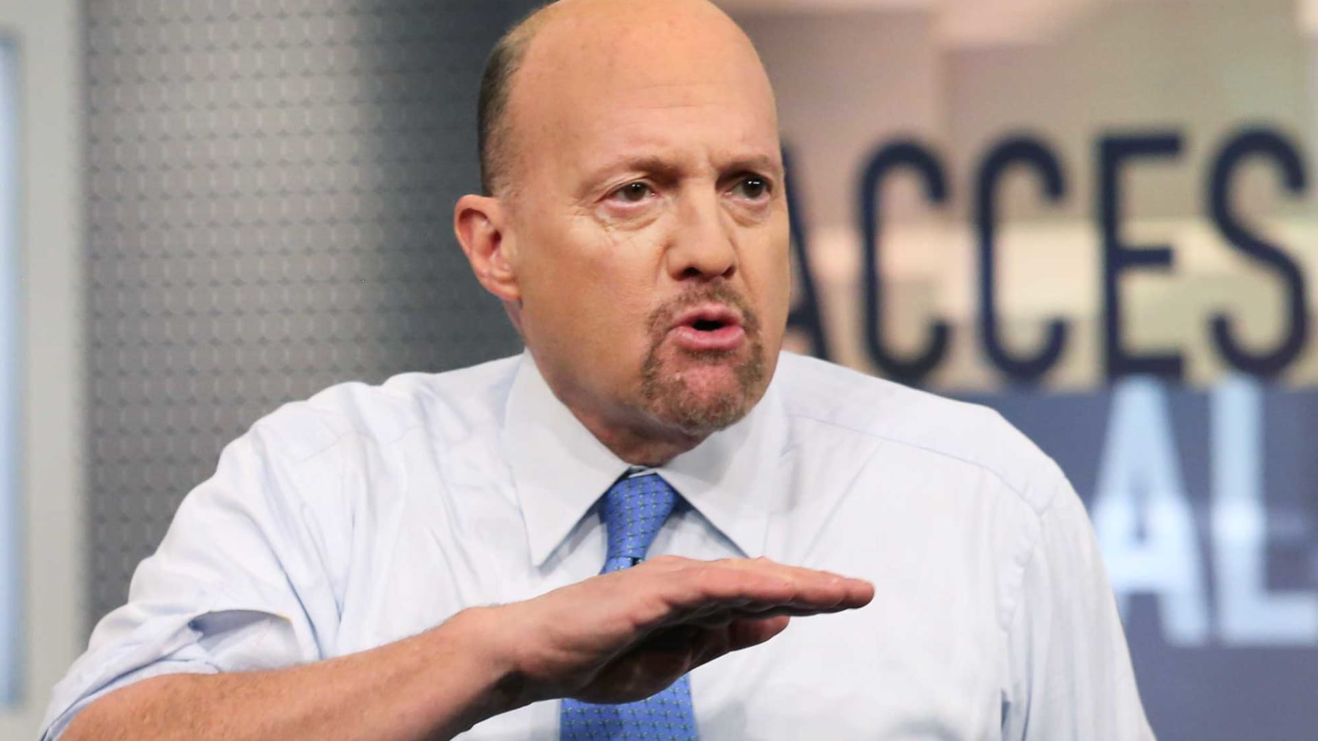 Featured image for Jim Cramer Highlights Affordable Stocks and Speculation Opportunities