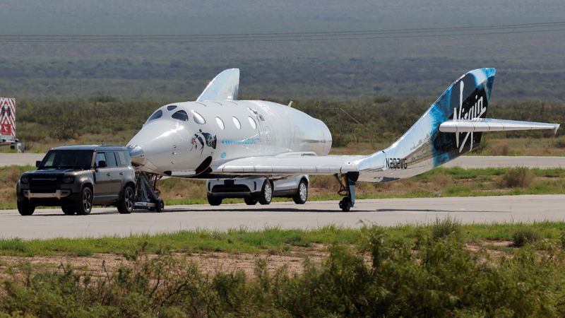 Virgin Galactic's Historic Commercial Spaceflight: Meet the Crew and Learn the Passenger Capacity