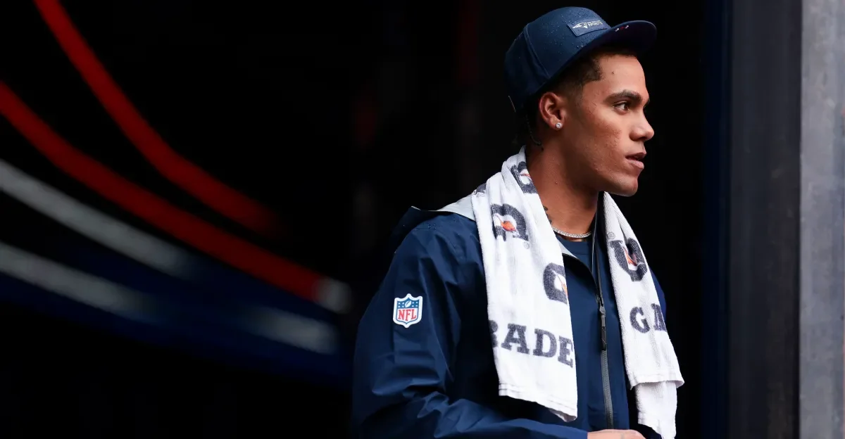 Gonzalez Enters NFL Concussion Protocol After Playoff Head Injury