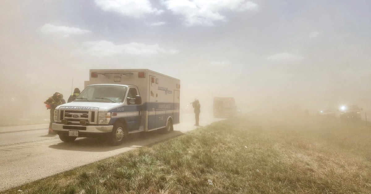 Deadly Dust Storm Causes Multiple Highway Pileups in Illinois