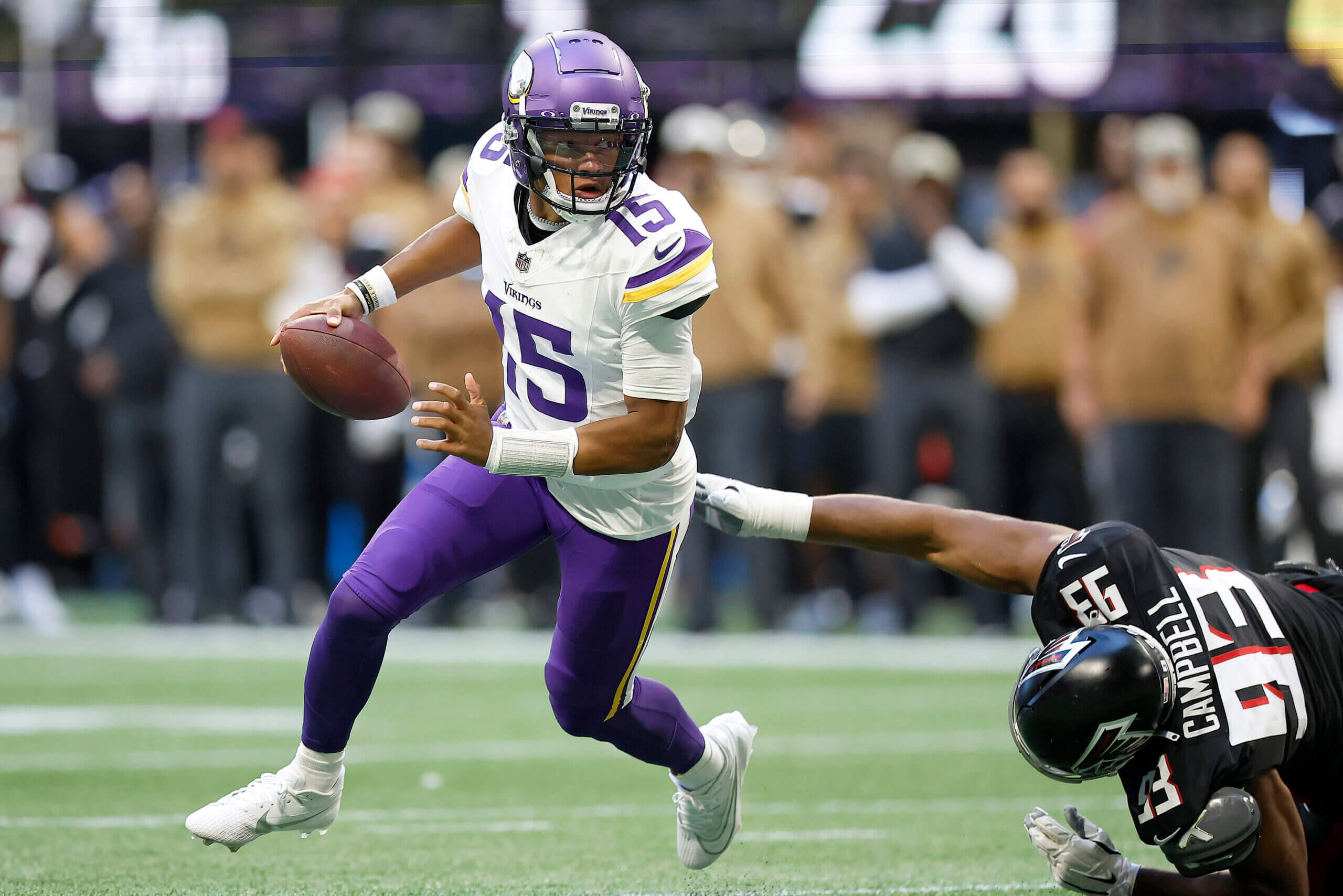 "Josh Dobbs: The New Viking Quarterback Who Led the Team to Victory"
