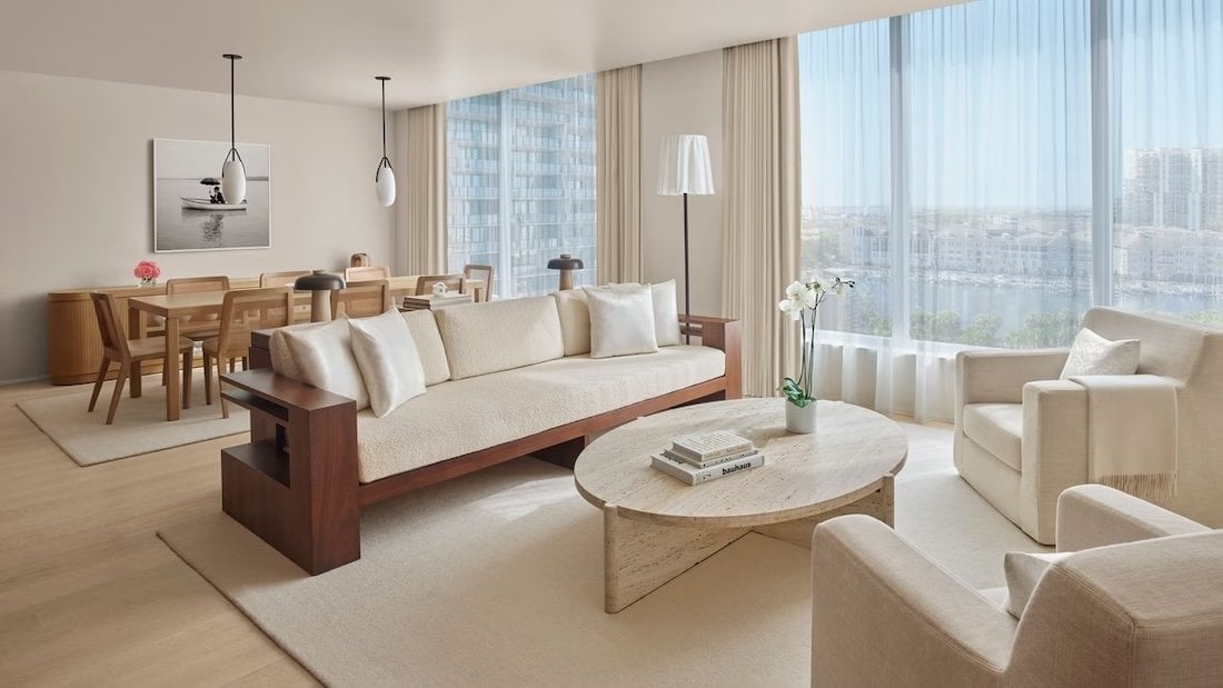 Featured image for "Dave Portnoy's Controversial Take on Tampa: Justified or Overblown?"