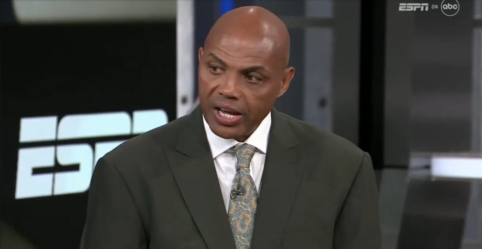 Barkley Urges Accountability as Minneapolis Shooting Delays NBA Game