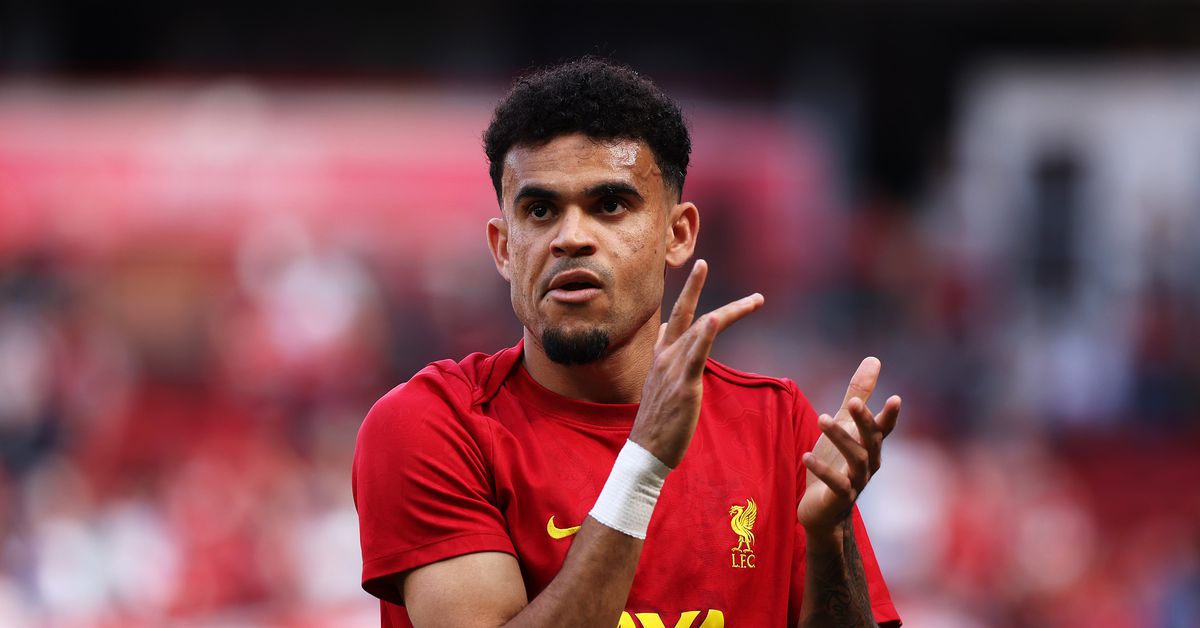 Bayern Munich and Barcelona Eye Luis Diaz Amid Transfer Rumors