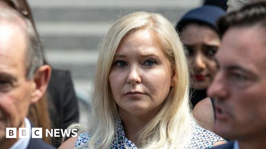 Featured image for Mandelson's Ambassadorship Under Fire Amid Epstein Scandal