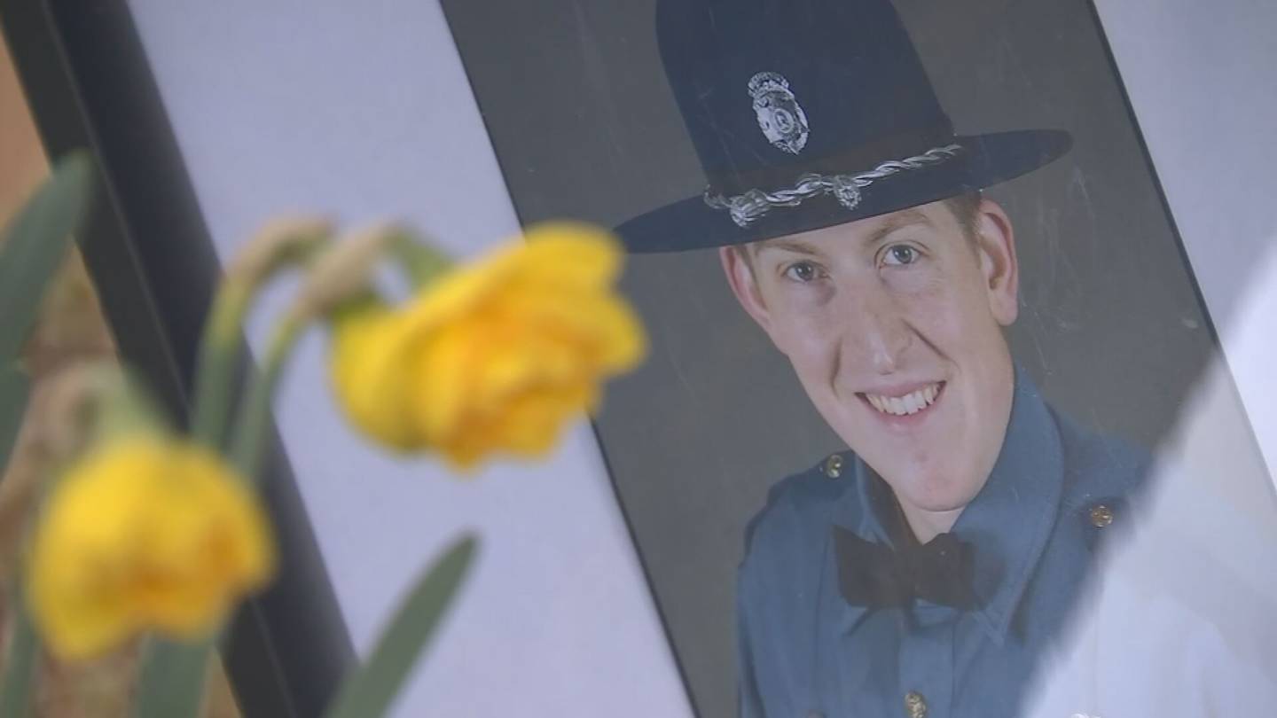 Featured image for "WSP Trooper Killed by Speeding SUV While Searching for DUI Drivers"
