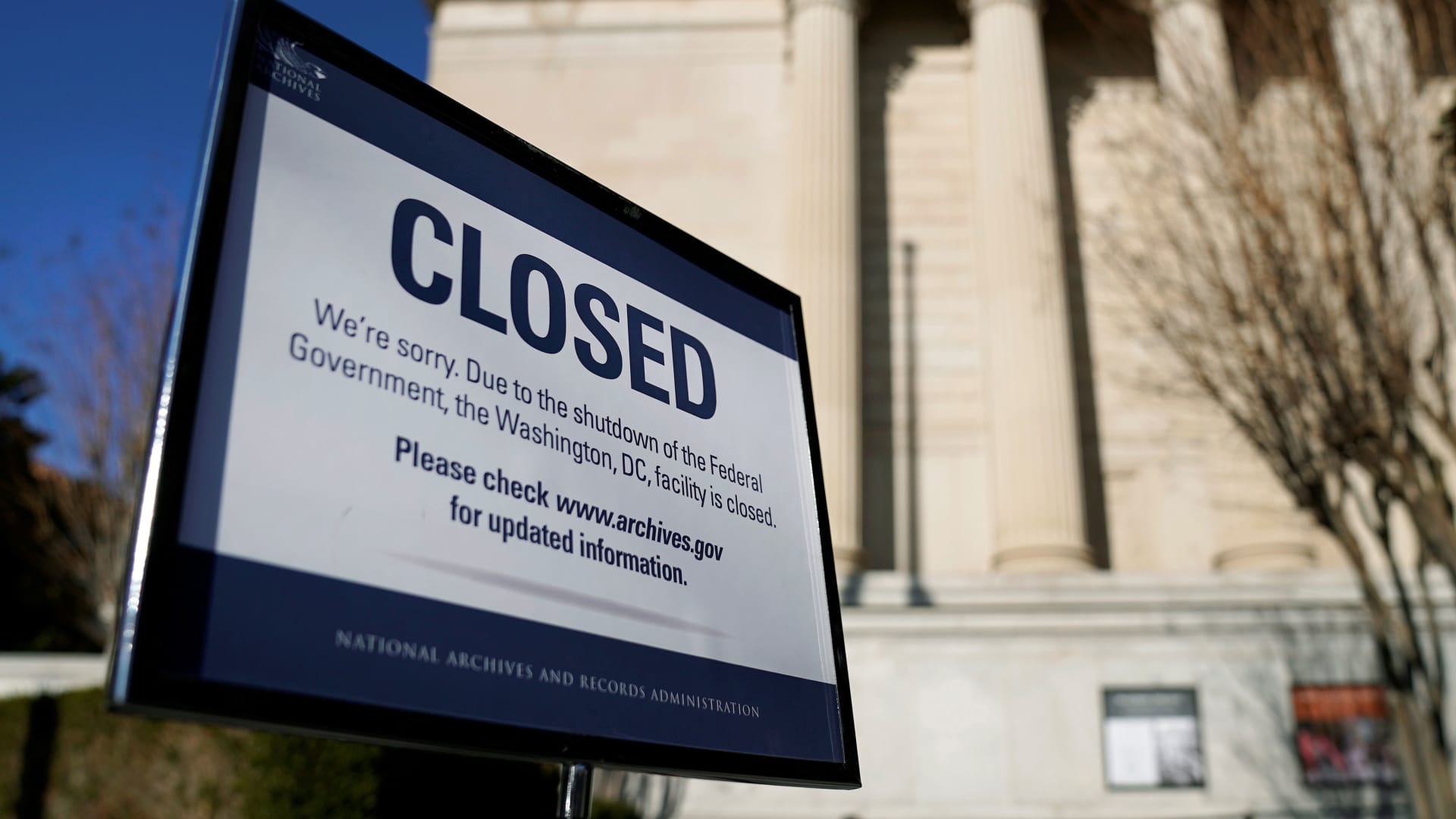 Featured image for Government Shutdown Threatens Restart of Student Loan Bills, Urgent Action Needed