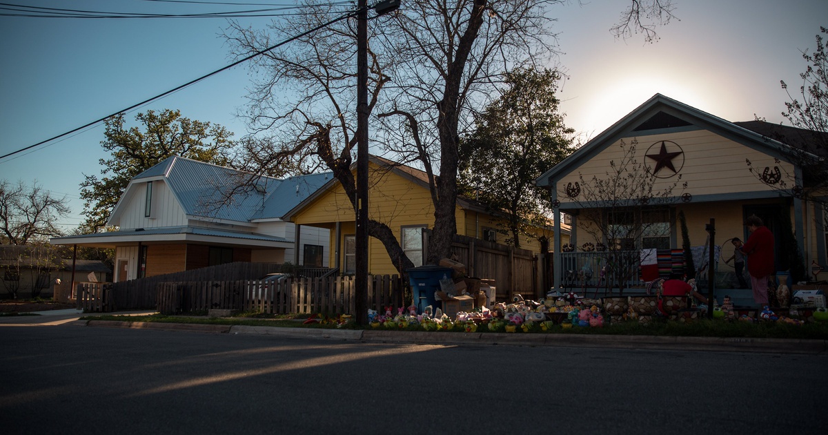Texas Property Tax Standoff Causes Veto Frenzy and Alarm in School Districts