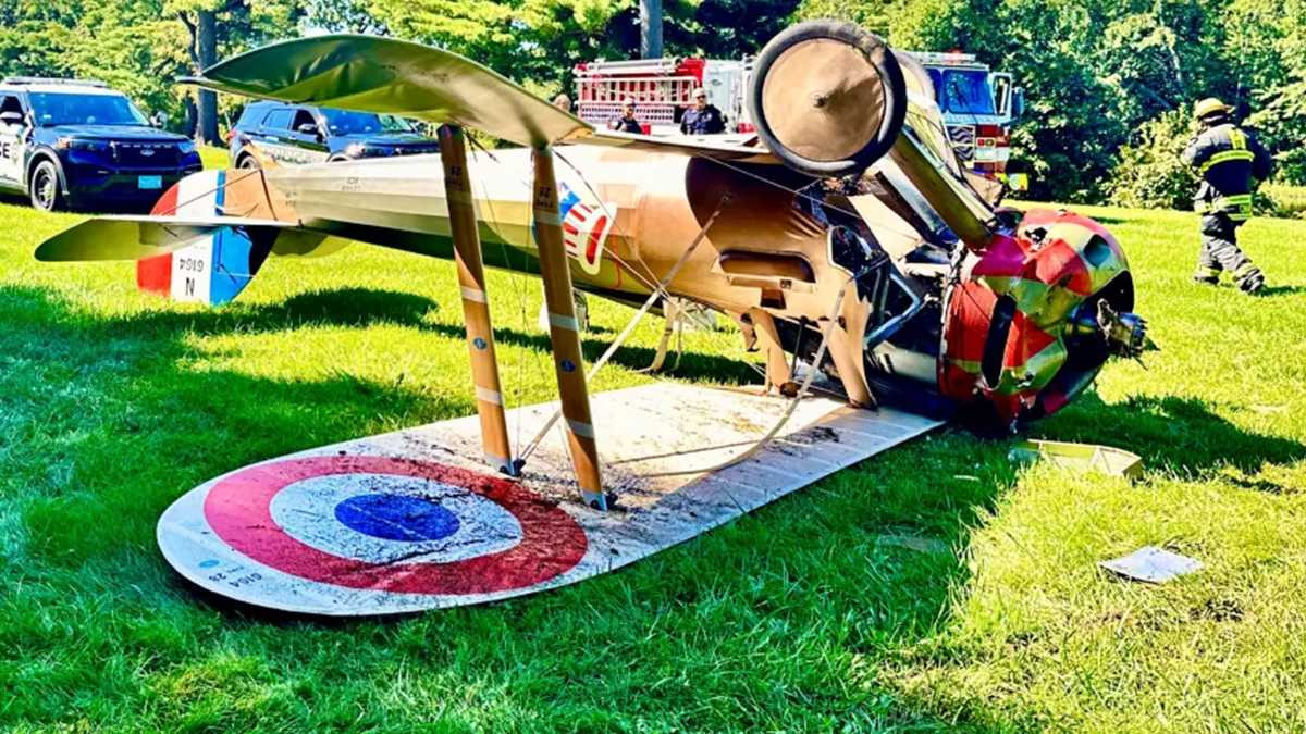 Featured image for WWI-era Plane Crashes at Massachusetts Museum's Airfield