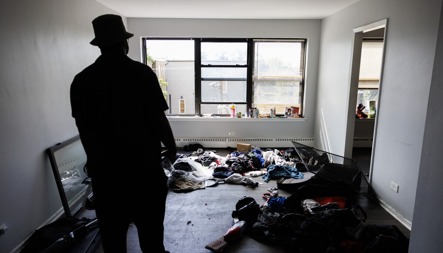 Featured image for Chicago Immigration Raids Spark Fear and Controversy