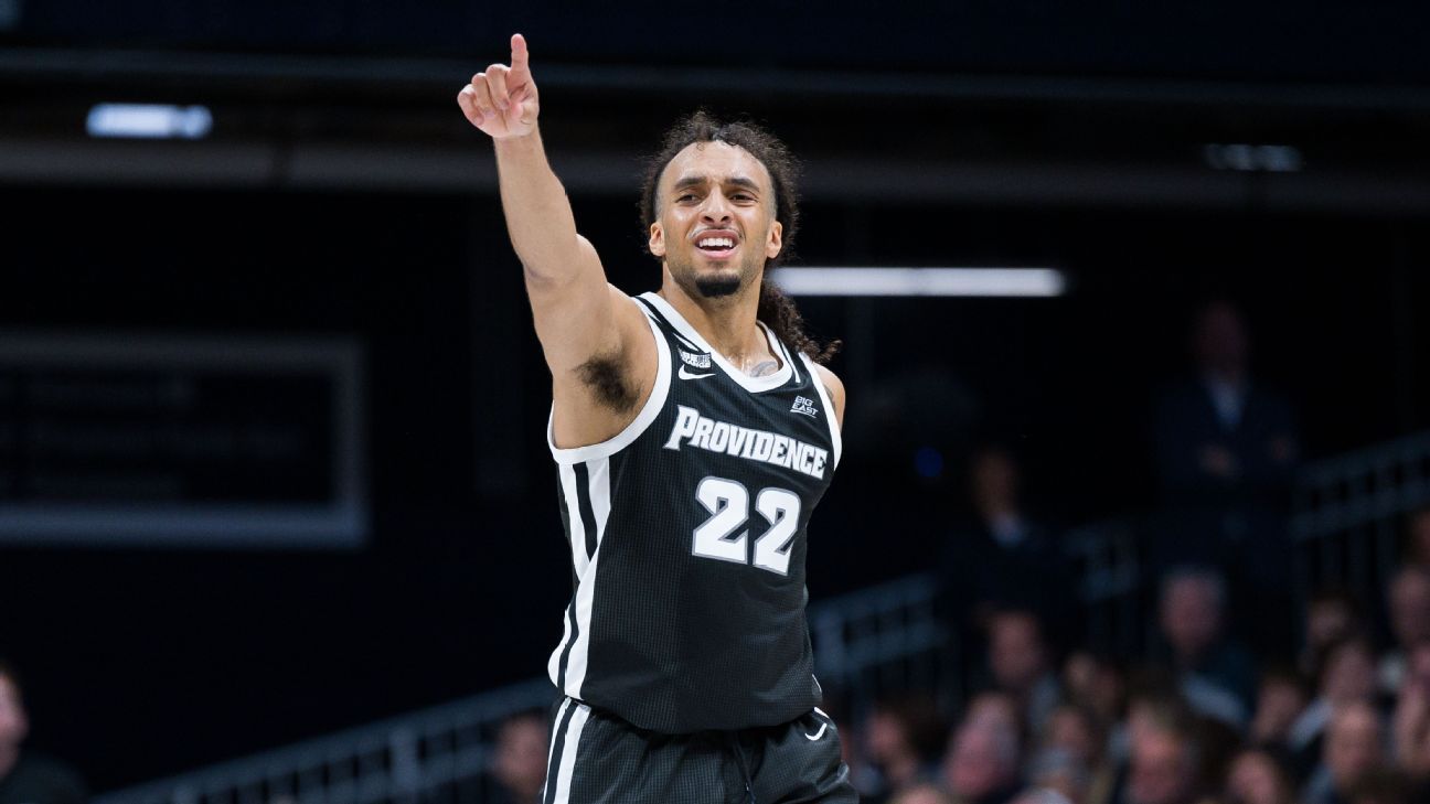 Featured image for "Providence's Devin Carter Declares for 2024 NBA Draft"