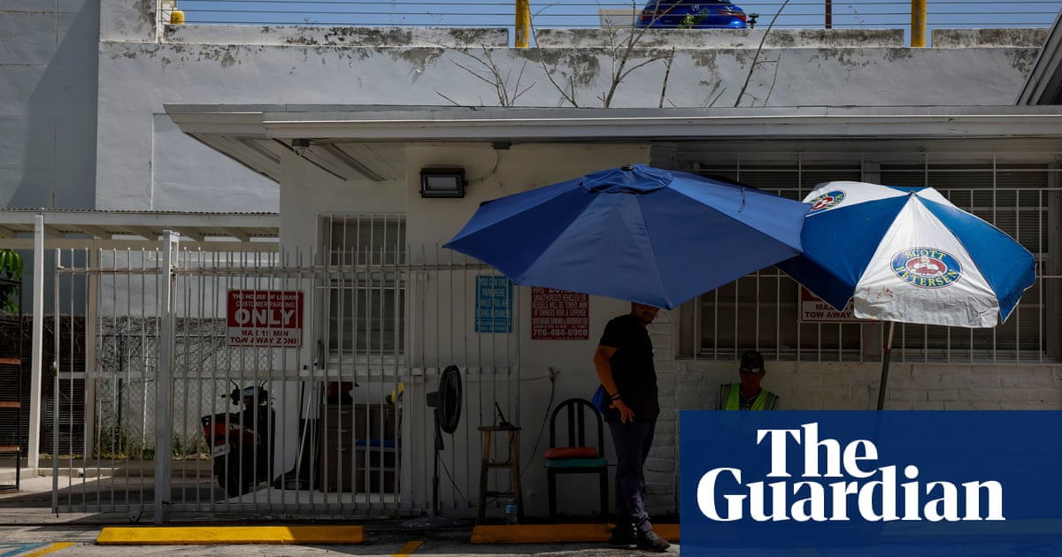 "Record-breaking Heatwave Ravages US, 60 Million People Under Alert"