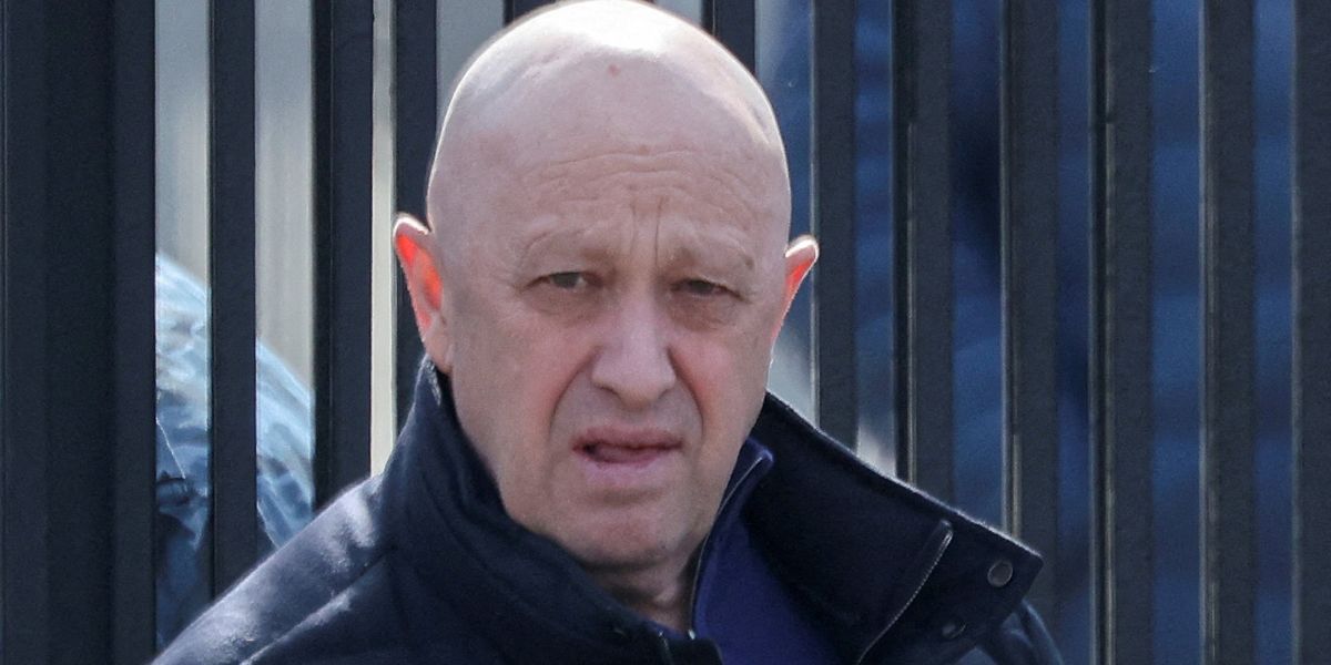 Unveiling Yevgeny Prigozhin's Popularity and Russia's Absurd Actions