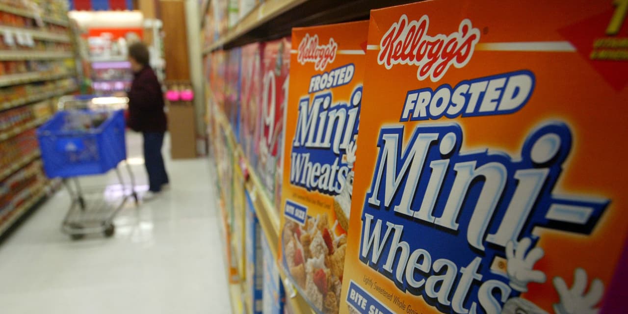 Featured image for "Controversy Over Kellogg's 'Cereal for Dinner' Campaign Sparks Boycott and Price Increase Concerns"